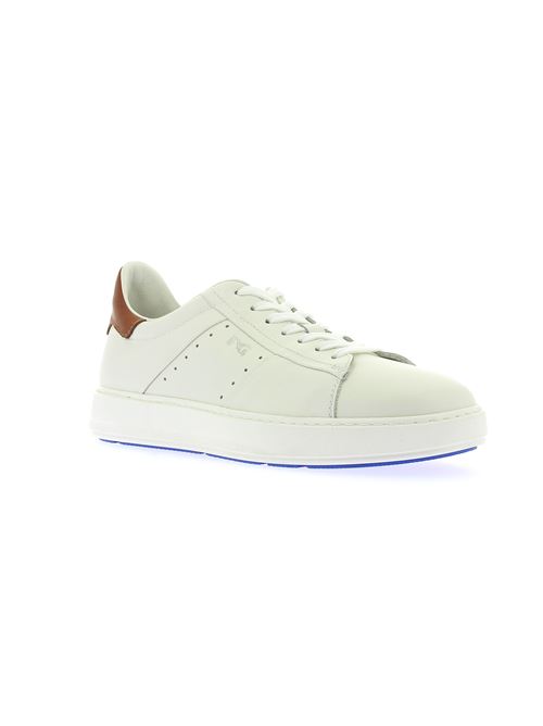 sneakers uomo in pelle bianca NERO GIARDINI | E302893U707